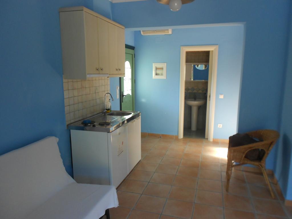 Harmony Apartman Kalamíci Kültér fotó