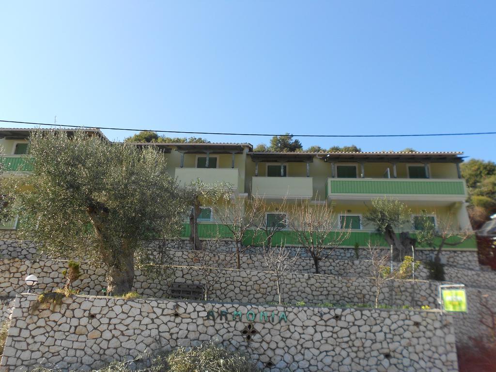 Harmony Apartman Kalamíci Kültér fotó